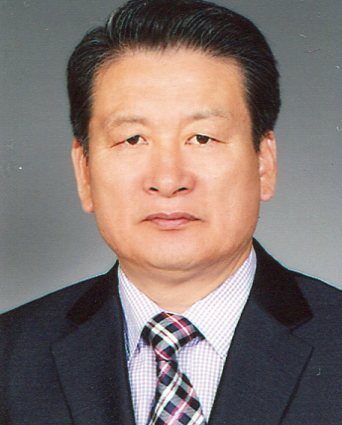 1.총회장 이상범 목사(흰돌교회) 011-236-9091.jpg