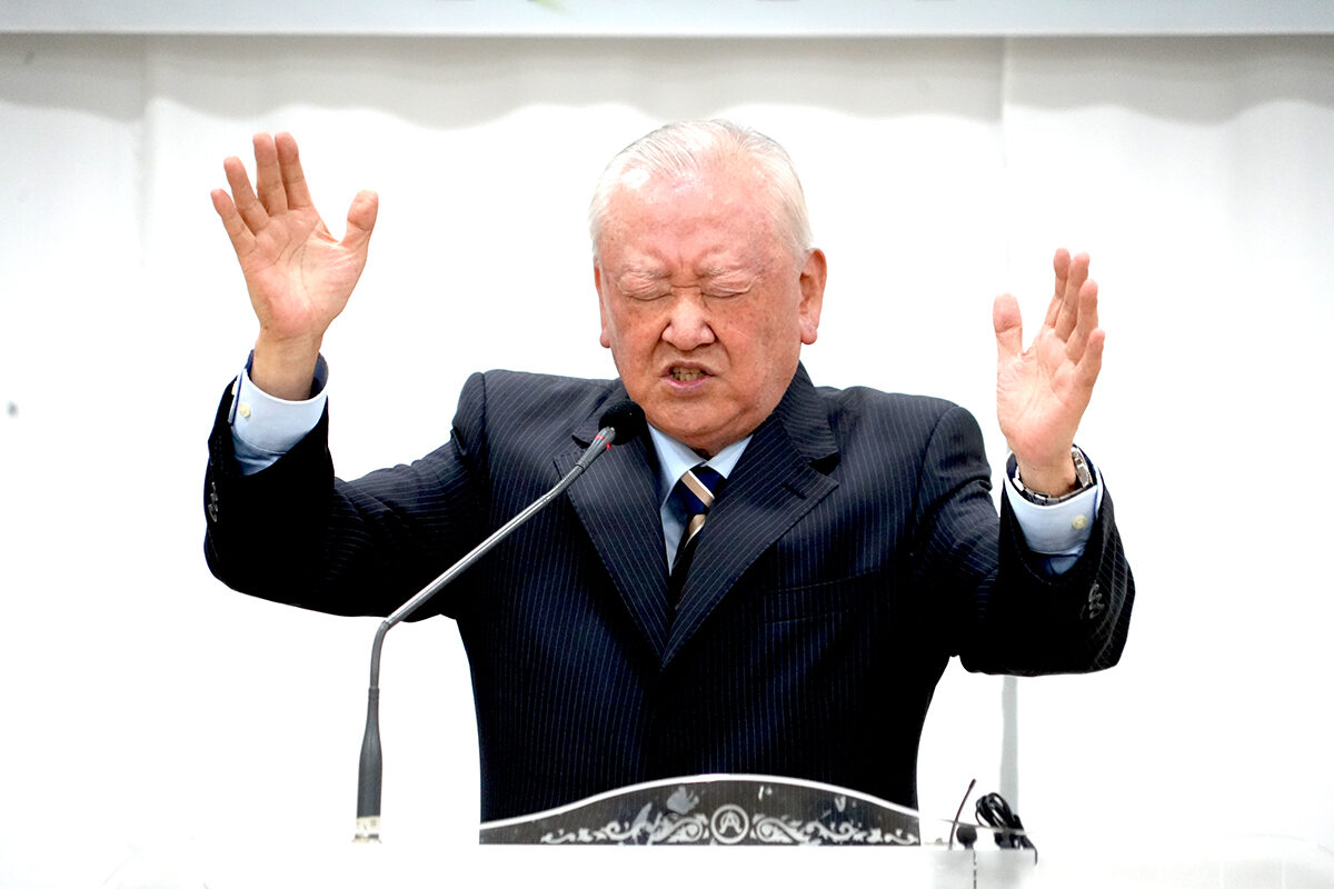 축도 이 규 목사.jpg