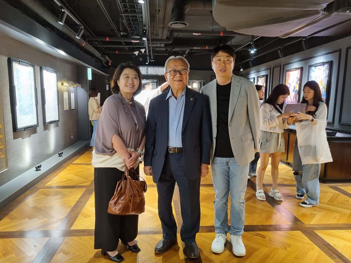대학생들과 영화관람.jpg
