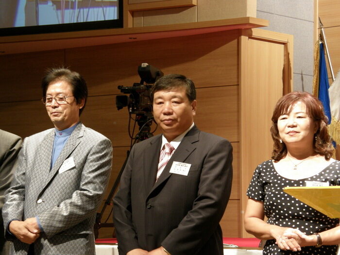 선교보고하는 모습-001.jpg