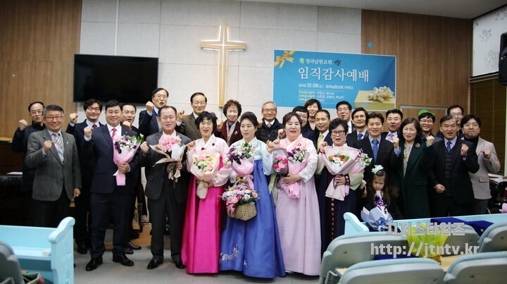 268A0136-01.JPG