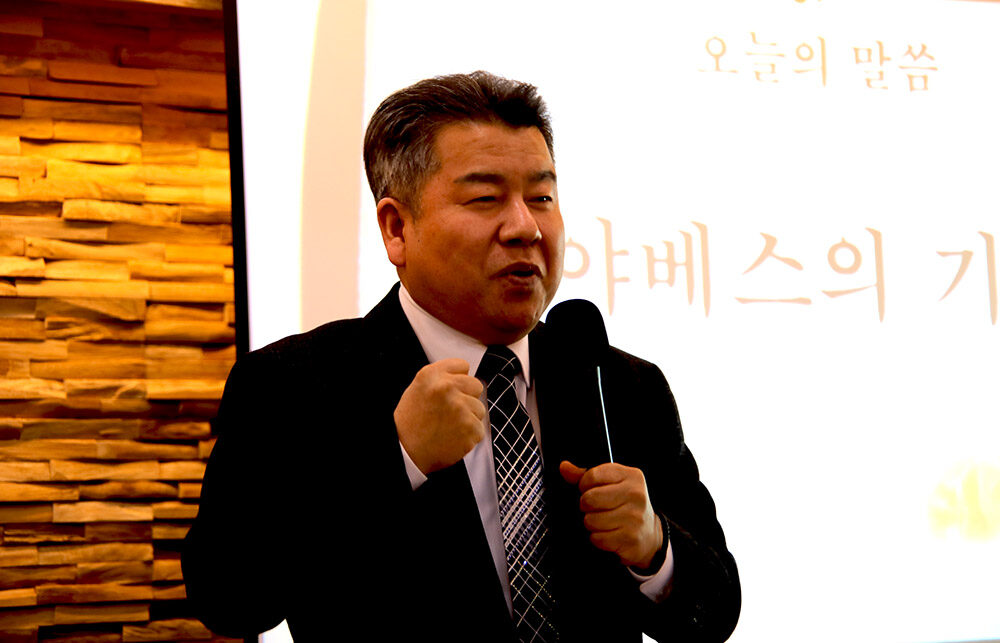 노회장 임혜성 목사.jpg