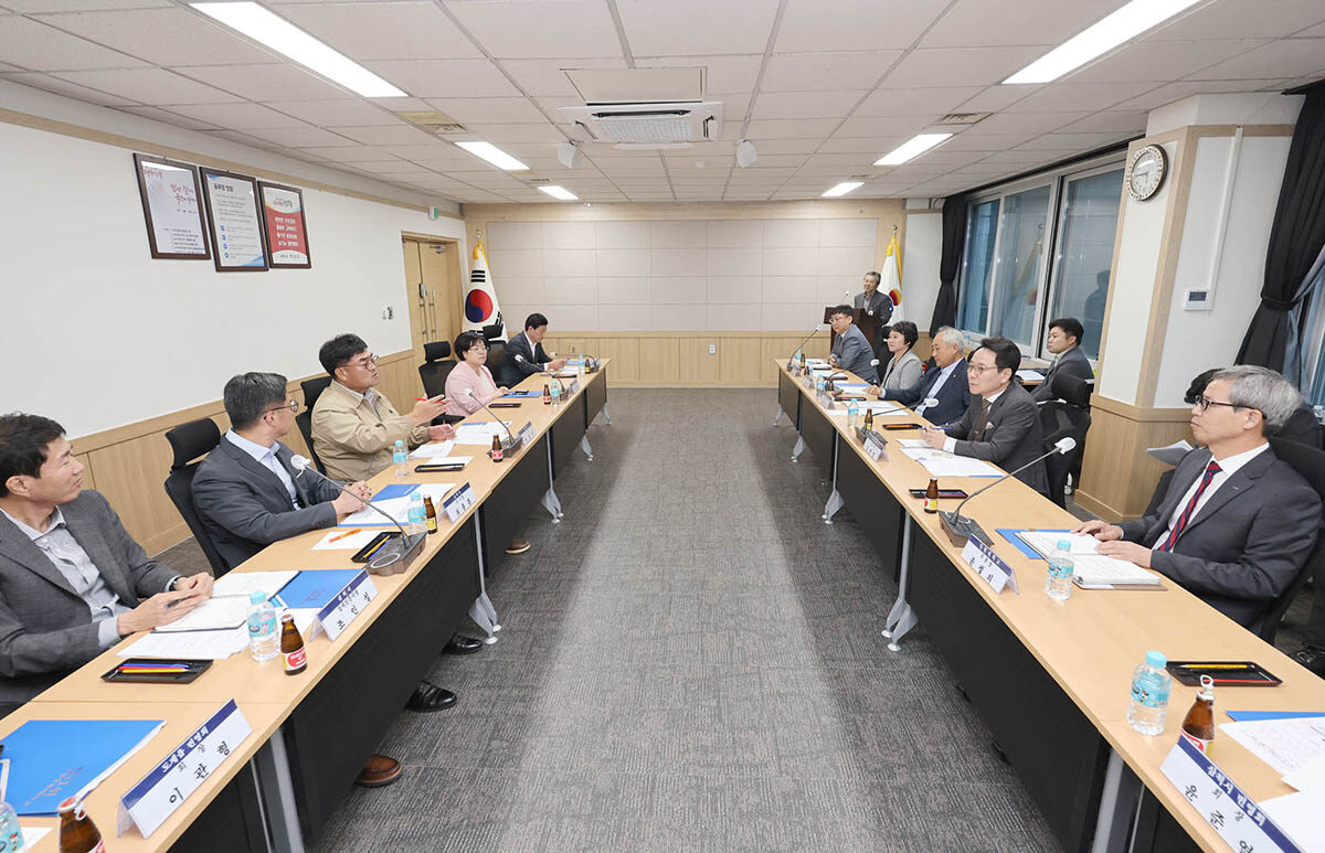 삼척시-강원대학교 글로컬대학30 대책 간담회.JPG