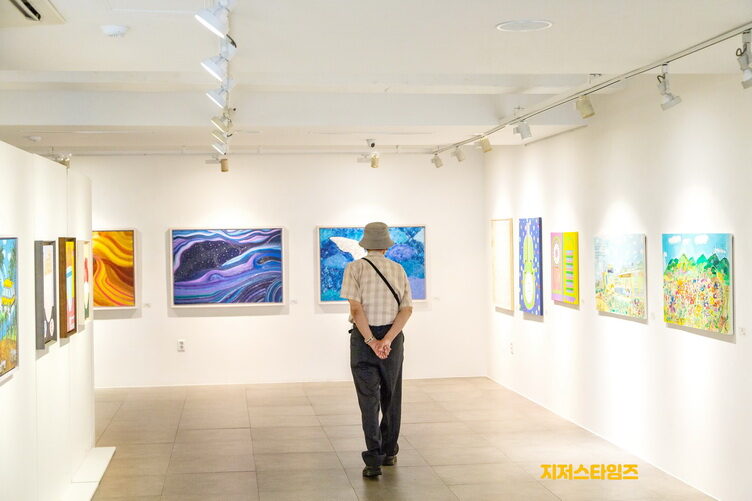 발달장애인청년작가전2020+개최사진 (30)-03.jpg