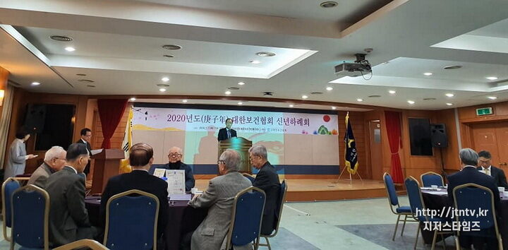 신년하례회, 협회 박병주 회장과 권이혁 명예회장001.jpg
