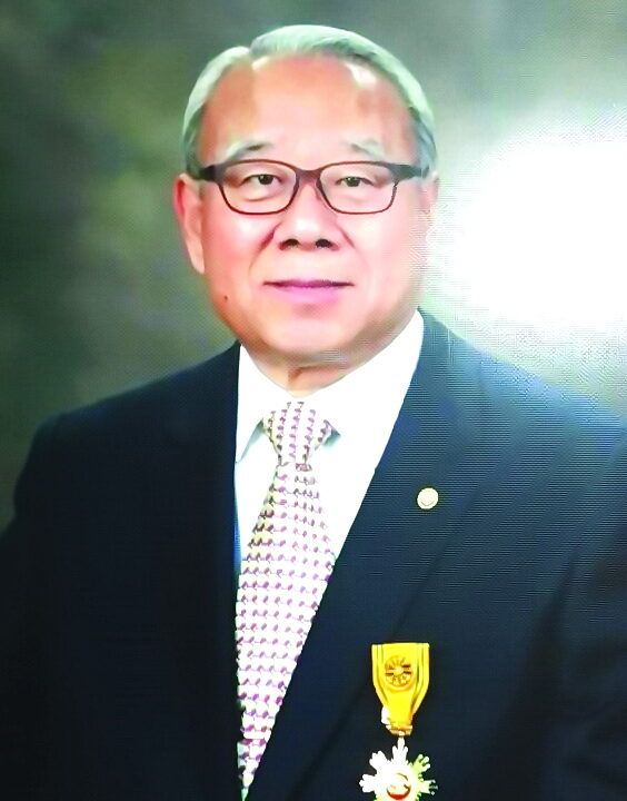 1 청송 박명윤  박사 칼럼리스트 사진.jpg