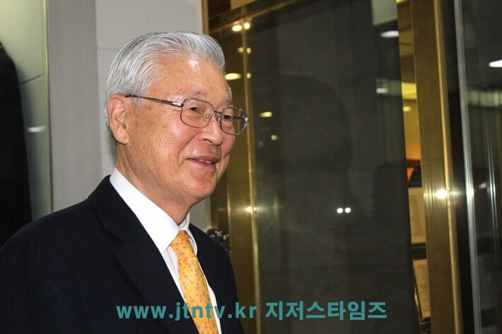 채의숭 목사 기자간담회 (7)006 복사.jpg